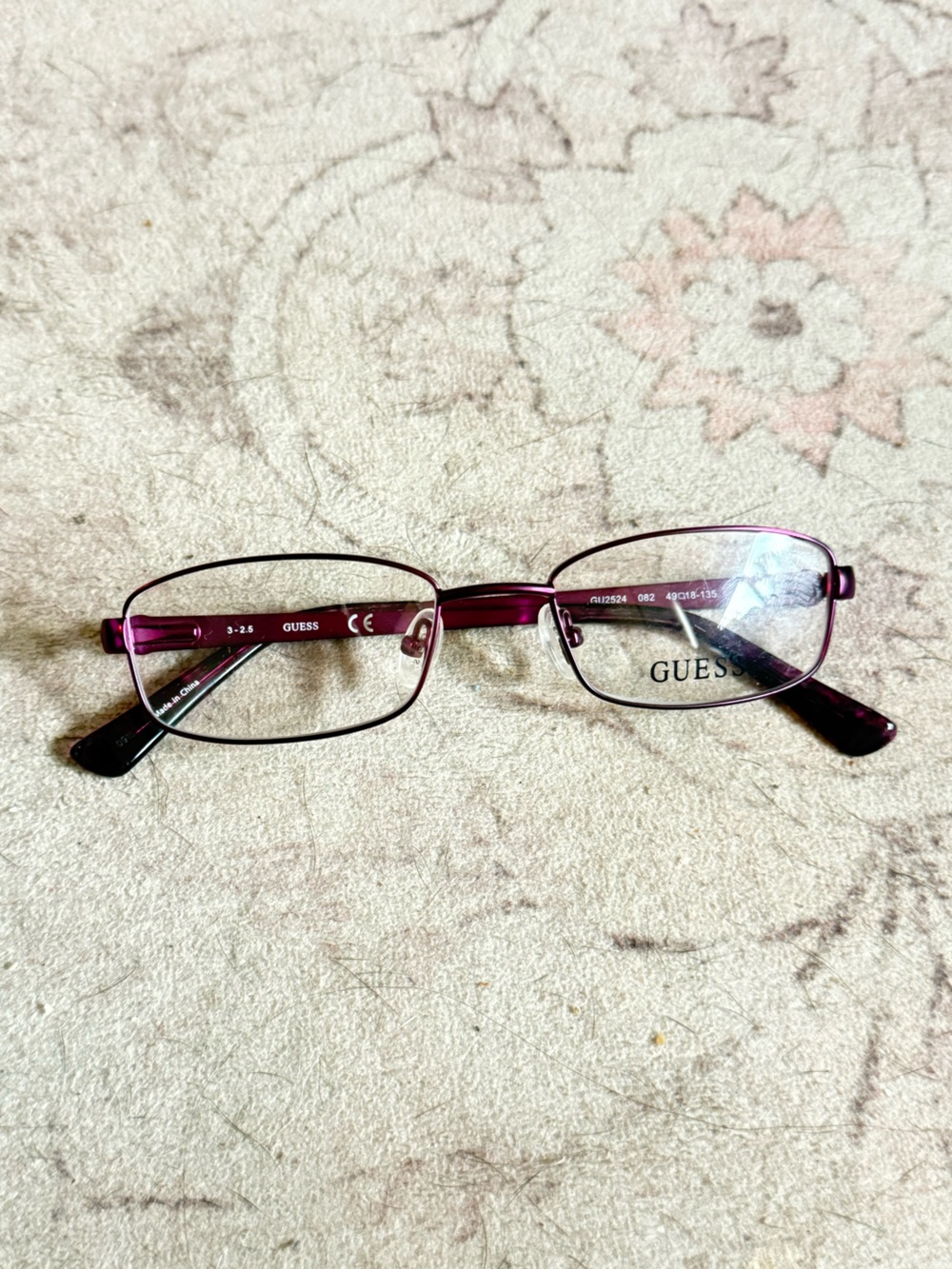 Guess Rectangular Metal Glasses in Plum and Black
